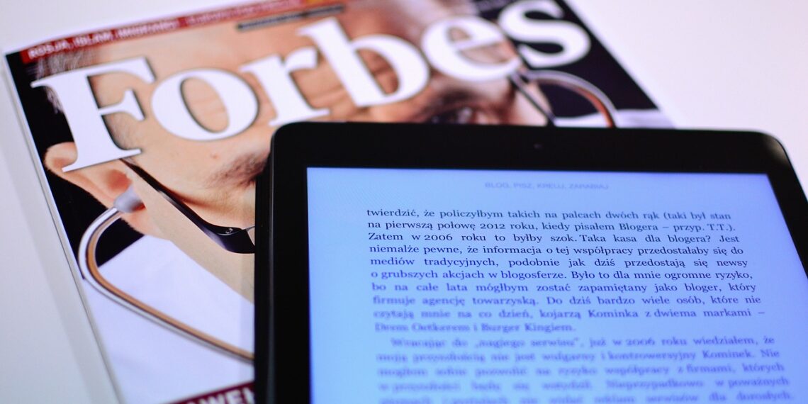 فوربس تُصدر قائمتها السنوية لمليارديرات العالم لعام 2024