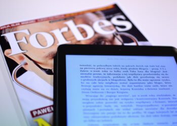 فوربس تُصدر قائمتها السنوية لمليارديرات العالم لعام 2024