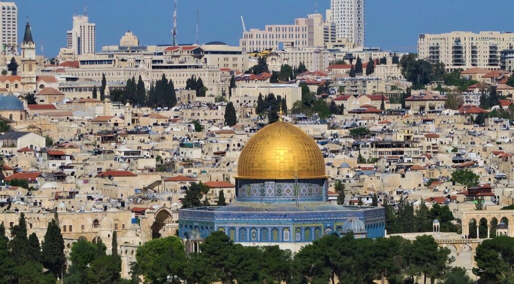 اعتقال 600 طالب من الطلاب المؤيدين لفلسطين في 15 حرم جامعي في الولايات المتحدة