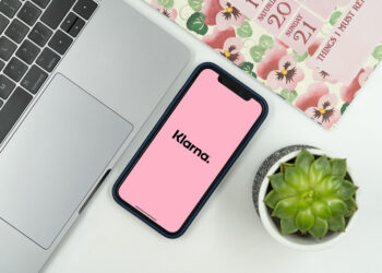 الحكومة الفيدرالية تتخذ قواعد جديدة لحماية مستخدمي خدمة “اشتر الآن وادفع لاحقاً”