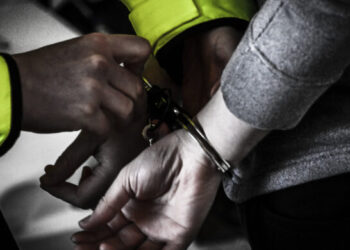 الحكم بالسجن على طبيب مزعوم بعد أن أطلق النار على رجل أخر في عيادته غير القانونية في Dearborn