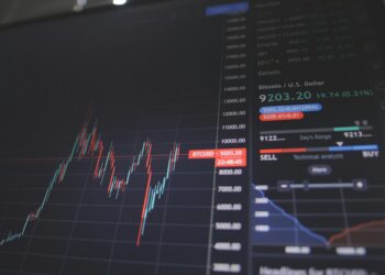 نسبة المراهقين الأمريكيين الذين يعملون أو يبحثون عن عمل تصل إلى أعلى مستوى لها منذ 14 عاماً