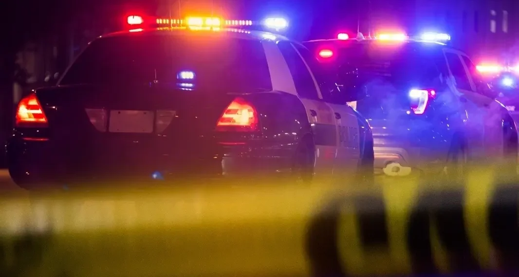 إصابة فتاة صغيرة وجدتها بجروح خطيرة بعد تعرضهما لهجوم من قبل الكلاب في مقاطعة Oakland