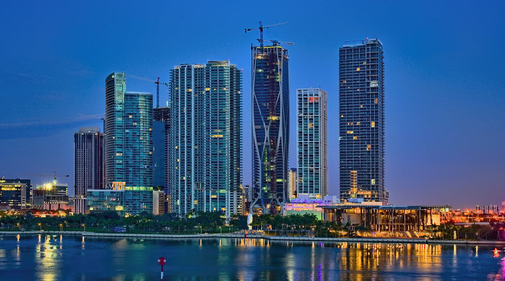 الوجهات الأكثر شعبية في الولايات المتحدة لزيارتها في يوليو/تموز 2024