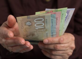 تفاصيل المساعدات الحكومية التي سيحصل عليها الكنديون في صيف عام 2024