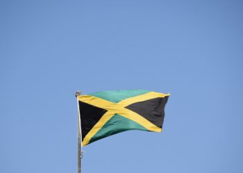 الخارجية الأمريكية تُحذّر من السفر إلى جامايكا بسبب مستويات الجريمة وتردّي وضع القطاع الصحي