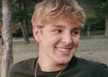 اتهام 5 اشخاص بغسل الأموال المرتبطة بالابتزاز الجنسي الذي أدى إلى انتحار مراهق في ميشيغان