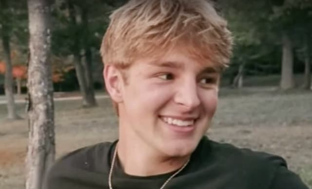 اتهام 5 اشخاص بغسل الأموال المرتبطة بالابتزاز الجنسي الذي أدى إلى انتحار مراهق في ميشيغان