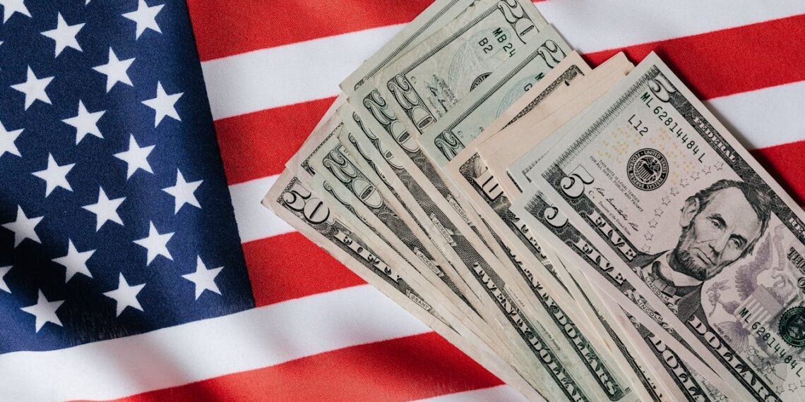 5 أهداف مالية يجب أن يسعى الأمريكيون لتحقيقها في الثلاثينيات من عمرهم