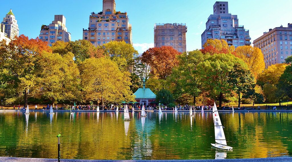 أفضل 5 مناطق جذب سياحي يمكنك زيارتها هذا الخريف في الولايات المتحدة