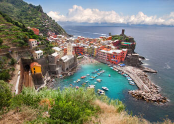 الخطوط الجوية الأمريكية تطلق رحلات مباشرة إلى هذه الوجهات الأوروبية الخمس