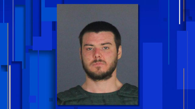 بعد مطاردة استمرت يومين… الشرطة تلقي القبض على شاب من مقاطعة St. Clair قام بطعن بعض أفراد عائلته