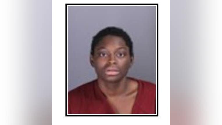 اتهام امرأة بإساءة معاملة طفلتها وأختها البالغة ذات الاحتياجات الخاصة في Waterford