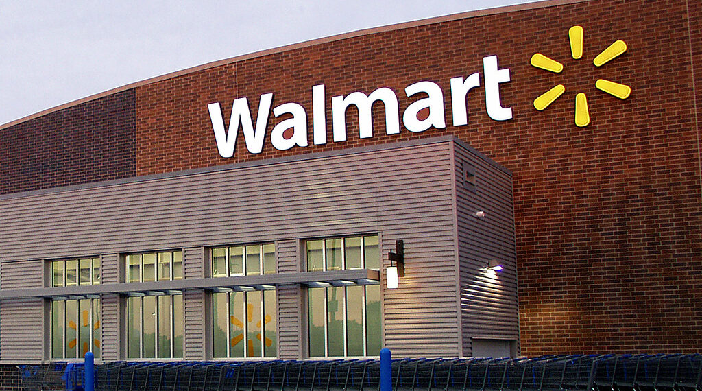 تفاصيل عرض وجبات الأعياد الذي سيكون متاحاً حتى 24 ديسمبر/ كانون الأول لدى Walmart