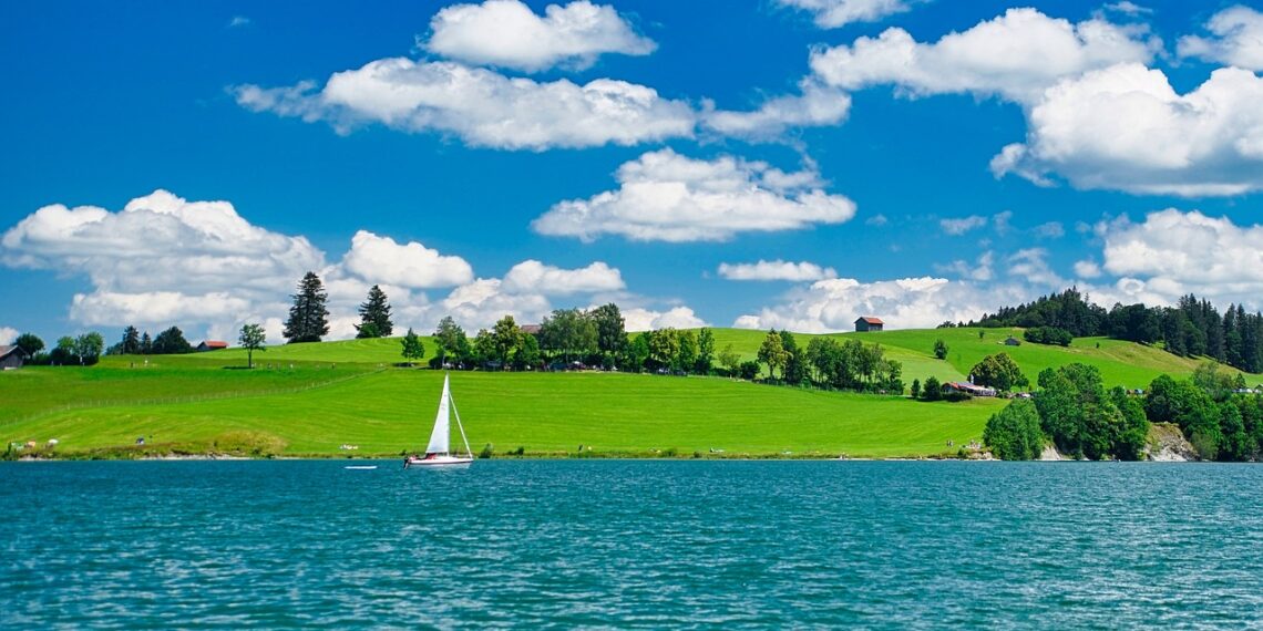 طقس مشمس ودرجات حرارة أعلى من المتوسط ​​في توقعات طقس مترو ديترويت لهذا الأسبوع