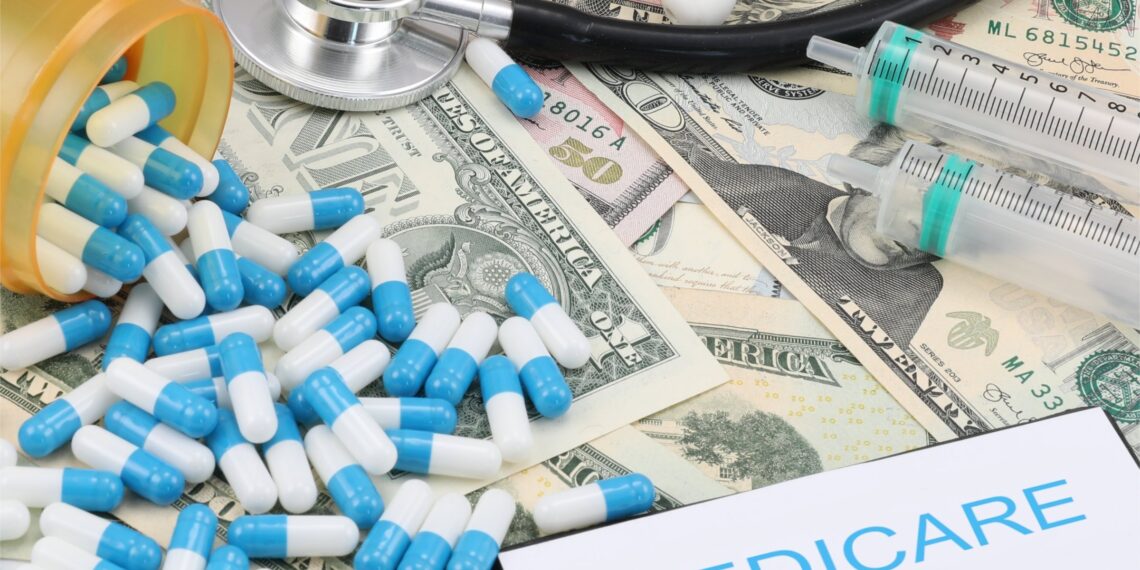 بدء التسجيل في برنامج “Medicare” للرعاية الطبية