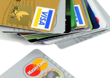 تقرير: ارتفاع ملحوظ في ديون بطاقات الائتمان بين المتقاعدين