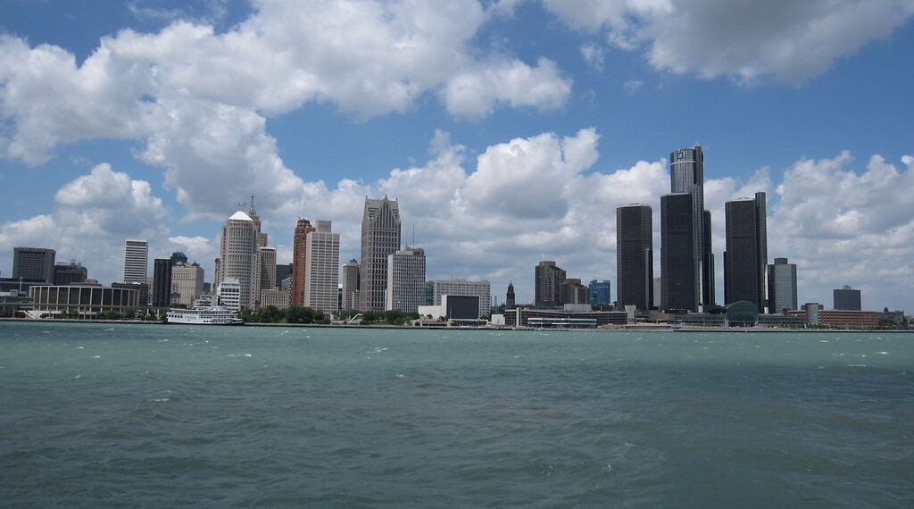 توقعات الطقس الخاصة بديترويت خلال الأيام القادمة