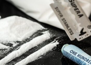 تحذيرات من انتشار مخدر “الكوكايين الوردي” القاتل في Warren