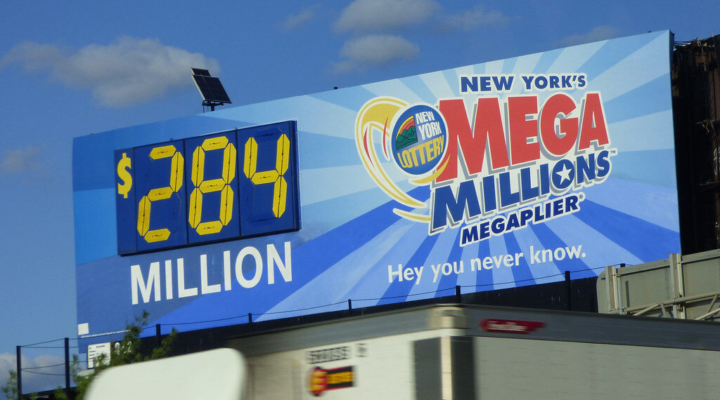 وصول قيمة جائزة “Mega Millions” إلى حوالي المليار دولار في سحب عشية عيد الميلاد