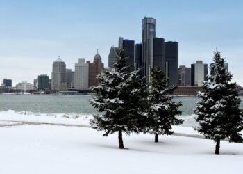 عودة الثلوج والأمطار إلى مترو ديترويت هذا الأسبوع